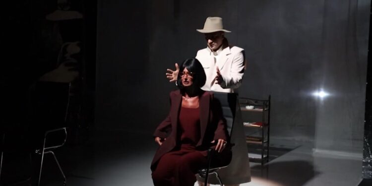 "ოჰ, ღმერთო" - სპექტაკლი ოზურგეთის თეატრში