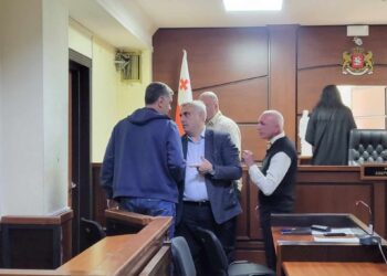 ირაკლი ოქრუაშვილი სასამართლო დარბაზშ