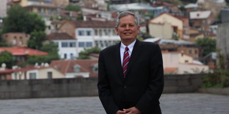 სენატორი დეინსი საქართველოში