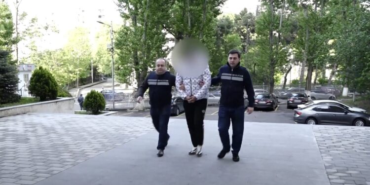 ვიდეო – თბილისში ნარკოდანაშაულის ბრალდებით შვიდი პირი დააკავეს