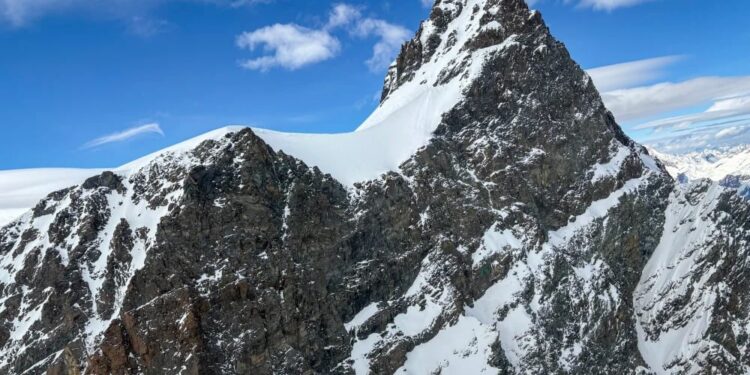 შვეიცარიის ცნობილ კურორტზე 5 მოთხილამურის ცხედარი იპოვეს