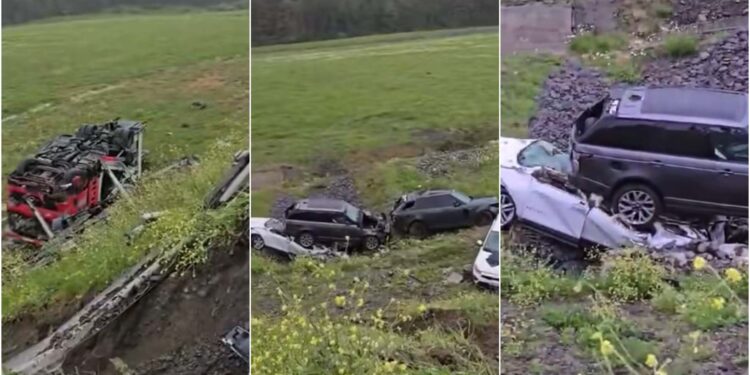 ავარიისას გადავარდნილი ავტომობილები