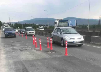 არაგვის ხიდზე ცენტრალურ მაგისტრალზე მოძრაობა პერიოდულად შეიზღუდება – რას ამბობს გზების დეპარტამენტი