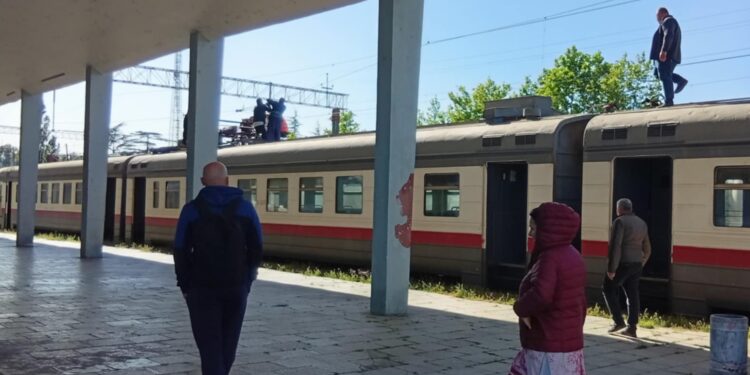 ლანჩხუთის რკინიგზის სადგური