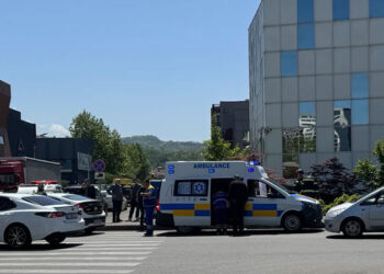 ბათუმში ქვეითად მოსიარულე ქალს მანქანა დაეჯახა