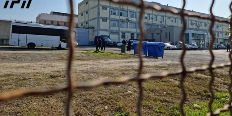 გამორიცხულია, რომ ადამიანს დაცემის შედეგად 27 დაზიანება მიეღო, დანამდვილებით ვიცი, რომ სცემეს – გარდაცვლილი პატიმრის ძმა