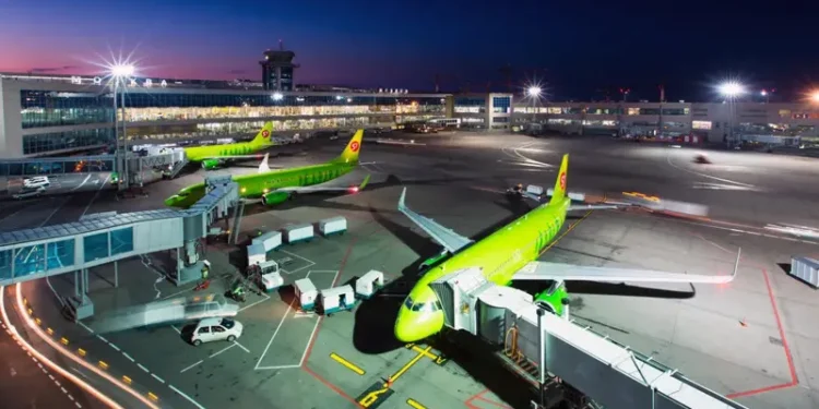 უკრაინული დრონების თავდასხმის გამო მოსკოვში აეროპორტებმა მუშაობა შეაჩერა