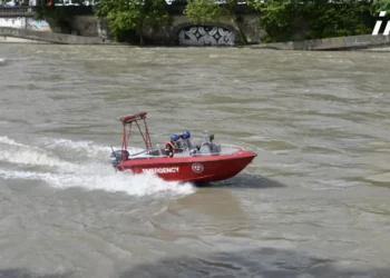 მაშველები მტკვარში