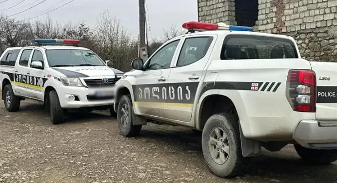 პოლიცია