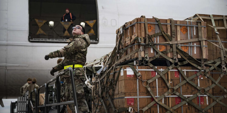 ტრამპი უკრაინისთვის 50 მილიონი დოლარის ღირებულების იარაღის მიყიდვას დათანხმდა