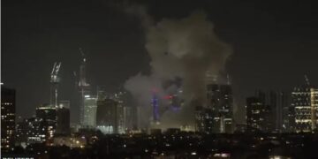 ირანმა ისრაელის მიმართულებით 100-მდე ბალისტიკური რაკეტა გაუშვა