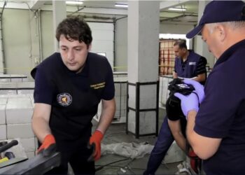 ვიდეო – პოლიციამ 85 მილიონი ლარის ღირებულების “ჰეროინი” ამოიღო