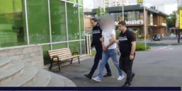 ვიდეო – ნარკოდანაშაულის ბრალდებით სამი პირი დააკავეს, ამოღებულია განსაკუთრებით დიდი ოდენობის ნარკოტიკი