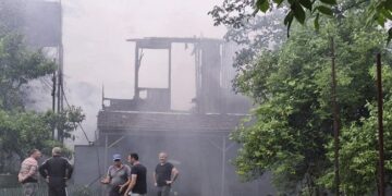 ოზურგეთში, სოფელ შემოქმედში საცხოვრებელი სახლი დაიწვა