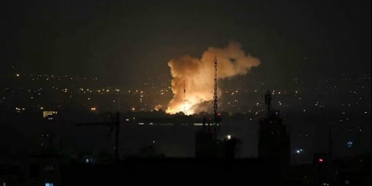 ისრაელმა ირანის ბირთვულ ობიექტებსა და სამხედრო მეთაურებზე იერიში მიიტანა