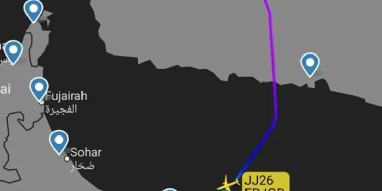 მედიის ცნობით, სამი ირანული თვითმფრინავი, მათ შორის საპრეზიდენტო თვითმფრინავი, ომანში გაემგზავრა