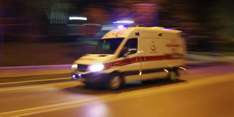 თურქეთში მომხდარი ძლიერი მიწისძვრის შედეგად ერთი მოზარდი დაიღუპა, 70-მდე ადამიანი კი დაშავდა