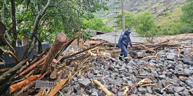 ადიგენში უხვმა ნალექმა პრობლემები შექმნა, დაიტბორა და დაზიანდა სახლები, საგზაო ინფრასტრუქტურა