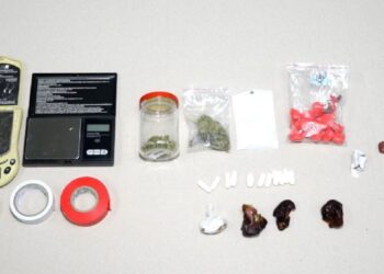 ამოღებულია დიდი რაოდენობით მეფედრონი, მეტამფეტამინი – შსს-მ ნარკოტიკების შეძენა-შენახვისთვის 1 პირი დააკავა