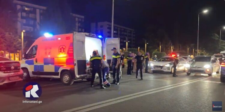 ახალგაზრდა ქალს ავტომობილი დაეჯახა – ავტოსაგზაო შემთხვევა რუსთავში (ნახეთ ვიდეო)