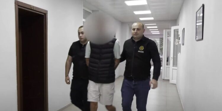 ვიდეო – აჭარაში ნარკოდანაშაულის ბრალდებით უცხო ქვეყნის სამი მოქალაქე დააკავეს