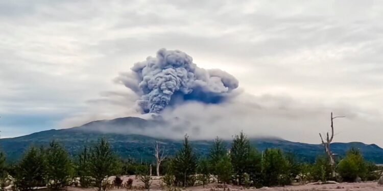 რუსეთის აღმოსავლეთში მომხდარ უძლიერეს მიწისძვრას ცუნამი მოჰყვა