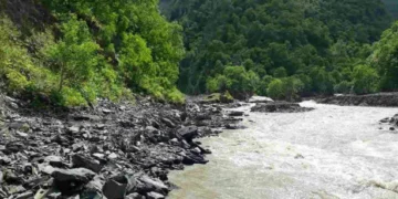 ადიდებულმა მდინარემ, სოფელ საყდართან სახიდე გადასასვლელი დააზიანა, მოძრაობა დროებით აკრძალულია