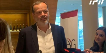 ბიზნესმენ ლაშა პაპაშვილის ბიზნესცენტრში ფინანსთა სამინისტროს საგამოძიებო სამსახურმა საგამოძიებო მოქმედებები ჩაატარა