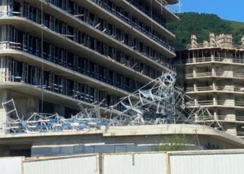 გარდაიცვალა კაცი, რომელიც გონიოში რკინის ხარაჩო კონსტრუქციის ჩამონგრევისას დაშავდა