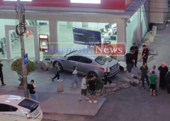 ავტომობილი “ლიბერთი” ბანკის შენობაში შევარდა – ავტოსაგზაო შემთხვევა მარნეულში