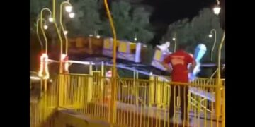 თბილისში, მთაწმინდაზე საბავშვო “ამერიკული მთების” მატარებელი რელსებიდან გადმოვარდა (+ვიდეო)