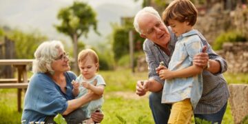 5 მეცნიერული არგუმენტი, რომ ბებია-ბაბუები ბავშვების აღზრდის პროცესში ჩართულები უნდა იყვნენ