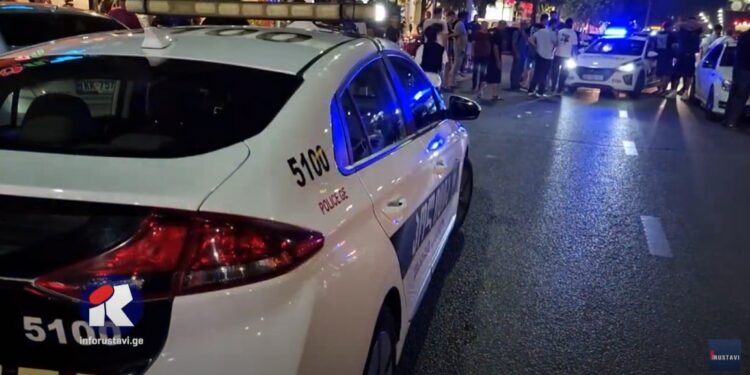 ვიდეო – რუსთავში ავტომობილი ბავშვს დაეჯახა