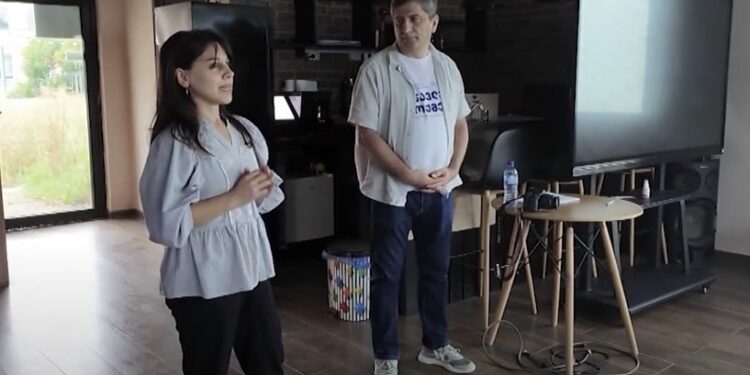 პროექტის “ისწავლე და იმოქმედე” მონაწილე ახალგაზრდები სერტიფიკატებით დააჯილდოვეს