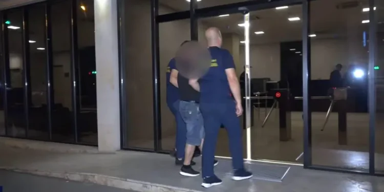 ნარკოდანაშაულის ბრალდებით დაცვის პოლიციის ინსპექტორი დააკავეს