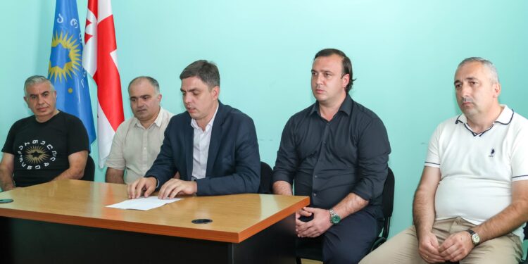 “ქართულმა ოცნებამ” ჩოხატაურში პარტიული სია წარადგინა