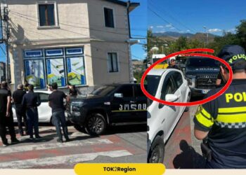 ავტოსაგზაო შემთხვევა – პოლიციის მანქანას ავტომობილი დაეჯახა