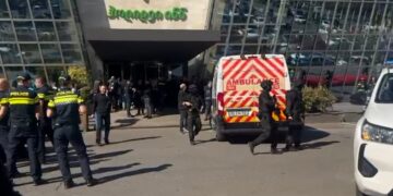 სროლა თბილისის ერთ-ერთ სასტუმროში – ადგილზე მობილიზებულია სპეცრაზმი