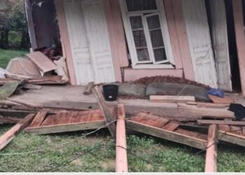 გადაუღებელი წვიმის შედეგად, სამეგრელოში საცხოვრებელი სახლი ჩამოინგრა