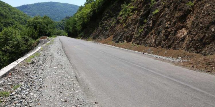 ქუთაისი(ჭომა)-ალპანა-მამისონის უღელტეხილის საავტომობილო გზაზე მოძრაობა გარკვეული დროით შეიზღუდება