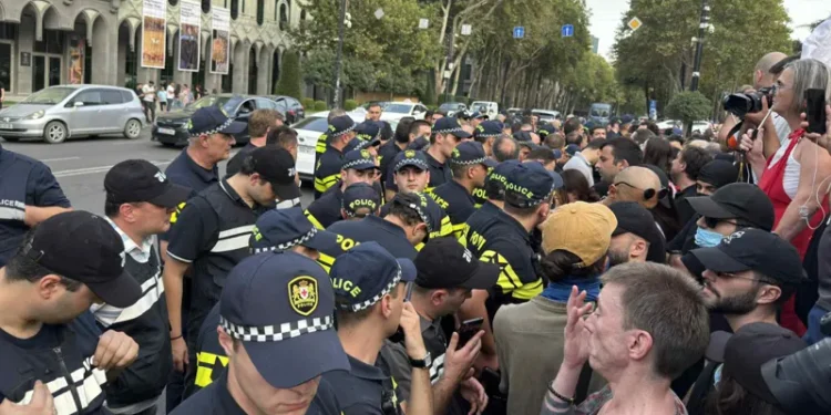 რუსთაველის გამზირზე მიმდინარე საპროტესტო აქციაზე დაკავებულთა რაოდენობა 23-მდე გაიზარდა