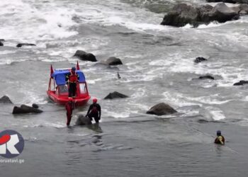 ვიდეო – რუსთავში, მდინარე მტკვარში მოზარდის საძიებო სამუშაოები ისევ მიმდინარეობს