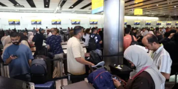 კოპენჰაგენის აეროპორტის ტერიტორიაზე დრონები დააფიქსირეს, რის გამოც ყველა ფრენა შეჩერებულია