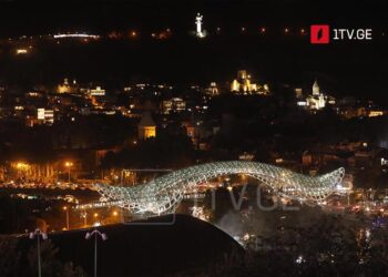 ვის მიენიჭა თბილისის საპატიო მოქალაქის წოდება