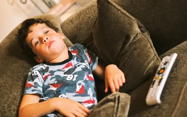 ბავშვს სამეცადინოდ დაჯდომა უჭირს? – ამ 8 რჩევიდან რომელიმე აუცილებლად გამოგადგებათ