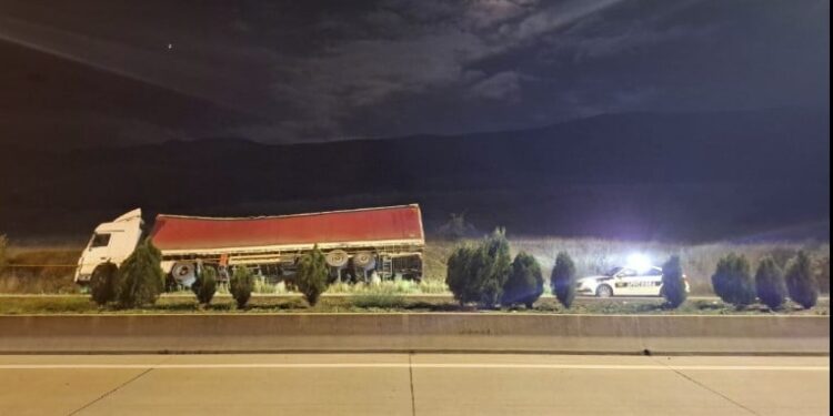 ერთი ადამიანი დაშავდა ავტოსაგზაო შემთხვევის შედეგად ცენტრალურ ავტობანზე