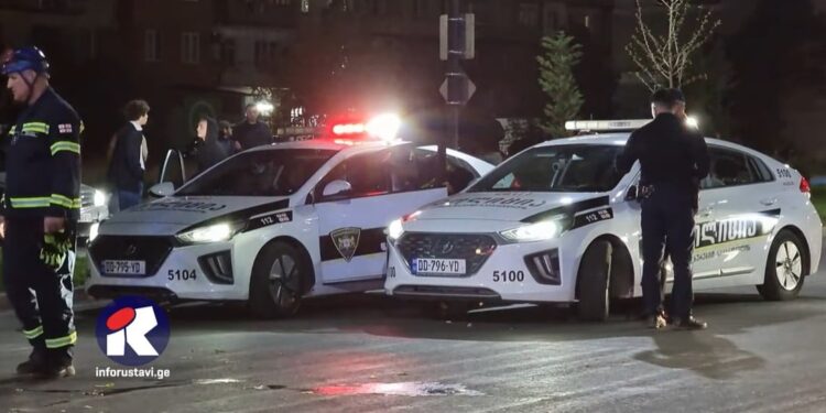 ნახეთ ვიდეო – რუსთავში ავტომობილი ქვეითს დაეჯახა