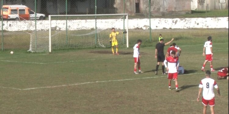 ოზურგეთის “მერცხალი” სახლში, გათამაშების ლიდერთან დამარცხდა