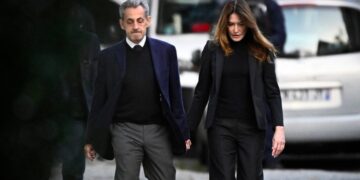 საფრანგეთის ყოფილი პრეზიდენტი ნიკოლა სარკოზი დააპატიმრეს