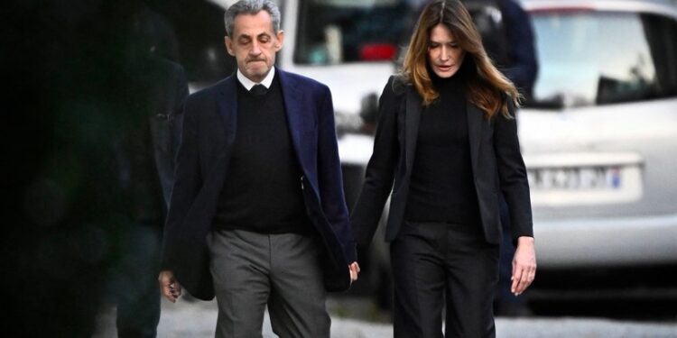 საფრანგეთის ყოფილი პრეზიდენტი ნიკოლა სარკოზი დააპატიმრეს